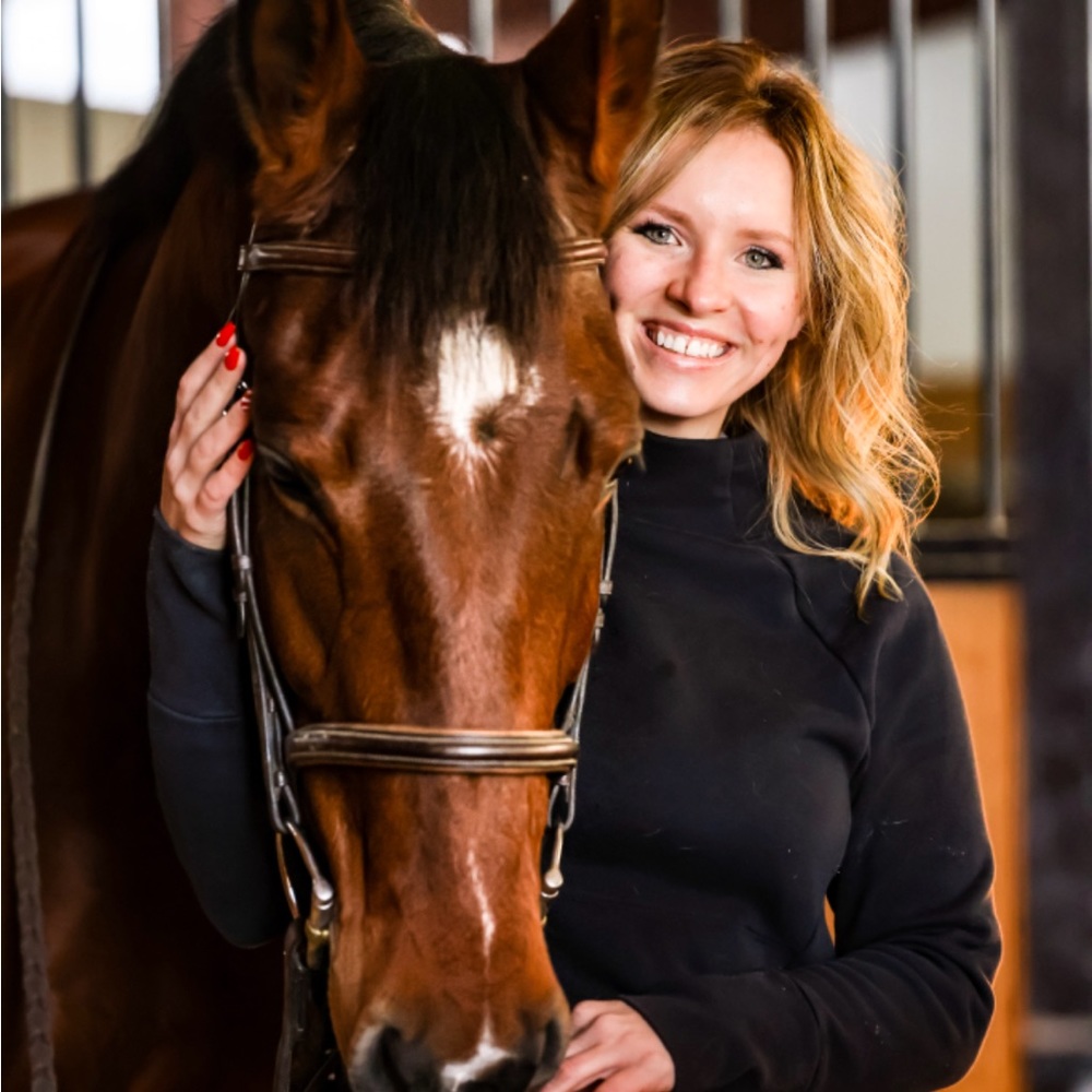 Meet your Posher, Makala